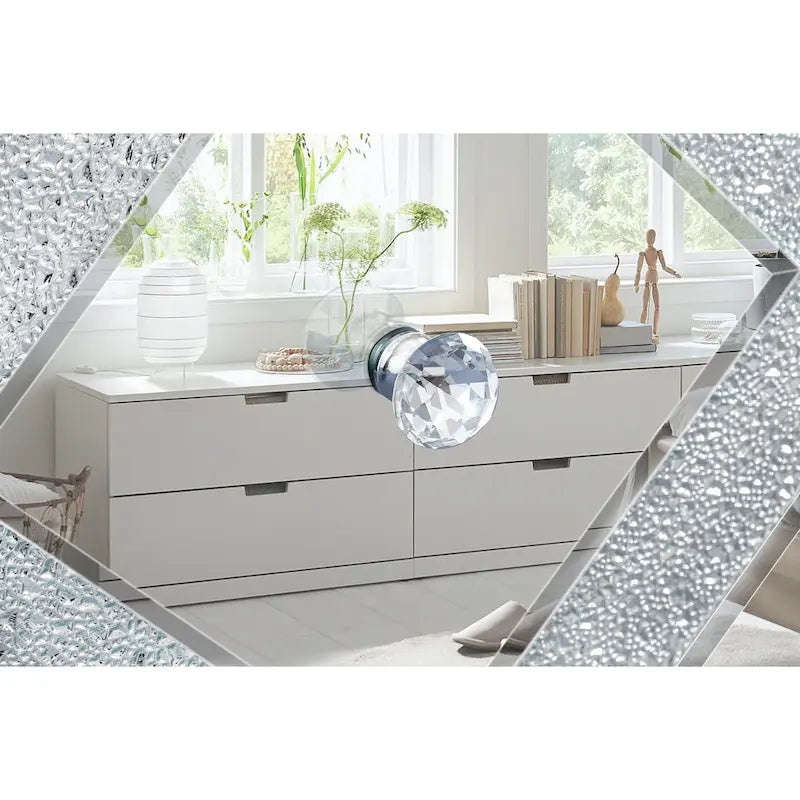 Meuble TV de 150 cm avec portes miroir en losange et rangement pour téléviseurs jusqu'à 65 pouces