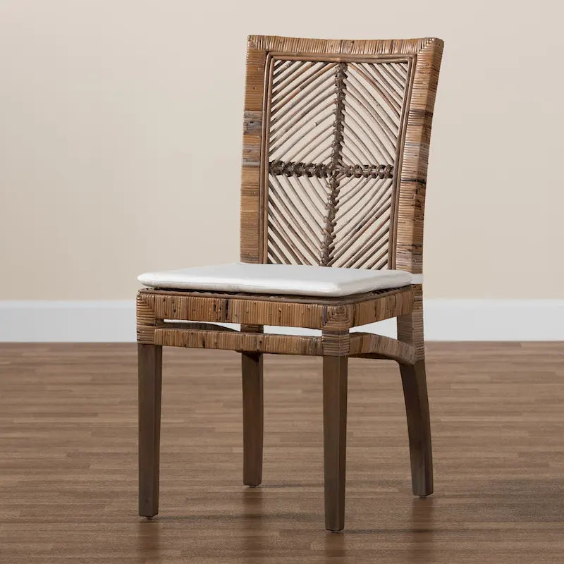 Chaise de salle à manger Laluna en rotin et bois d'acajou de style bohème moderne avec coussin
