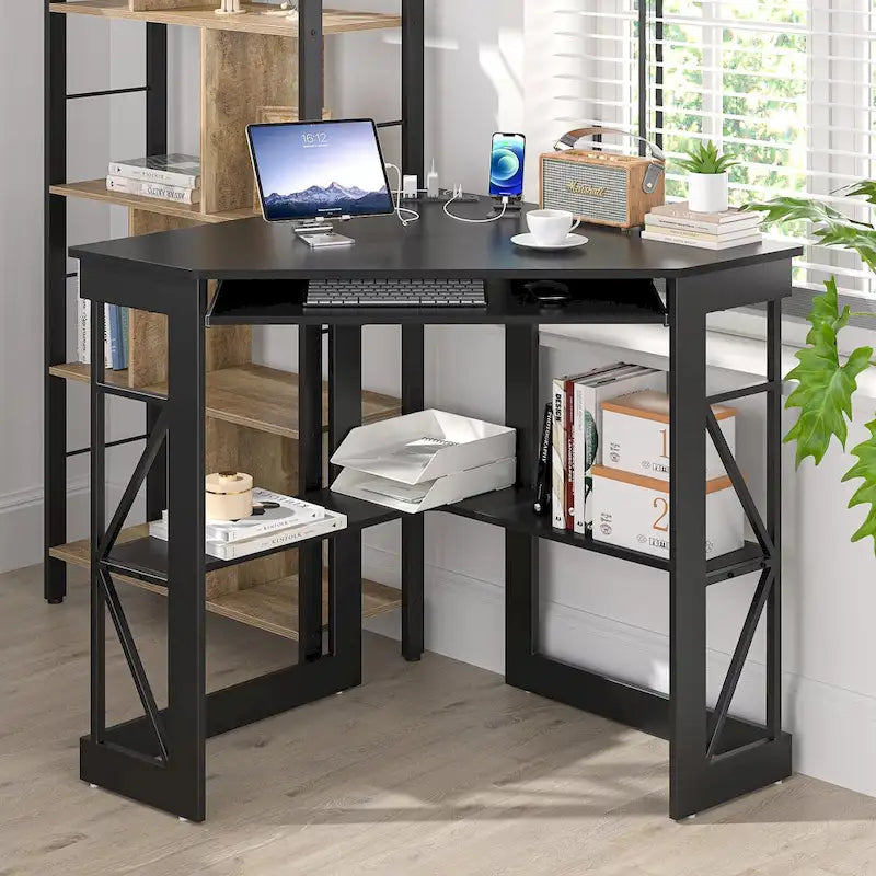 Bureau d'Angle Petit Bureau avec Prises, Table d'Angle pour Petit Espace, Bureau d'Ordinateur avec Ports USB, Bureau Triangle avec Rangement