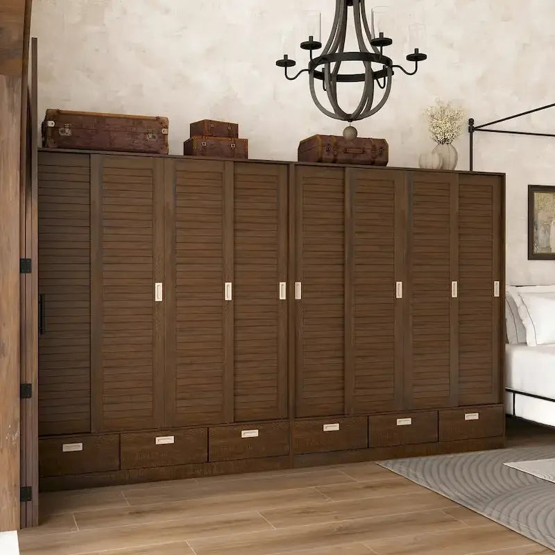 Armoire-penderie marron avec tiroirs, tringle et 4 portes coulissantes