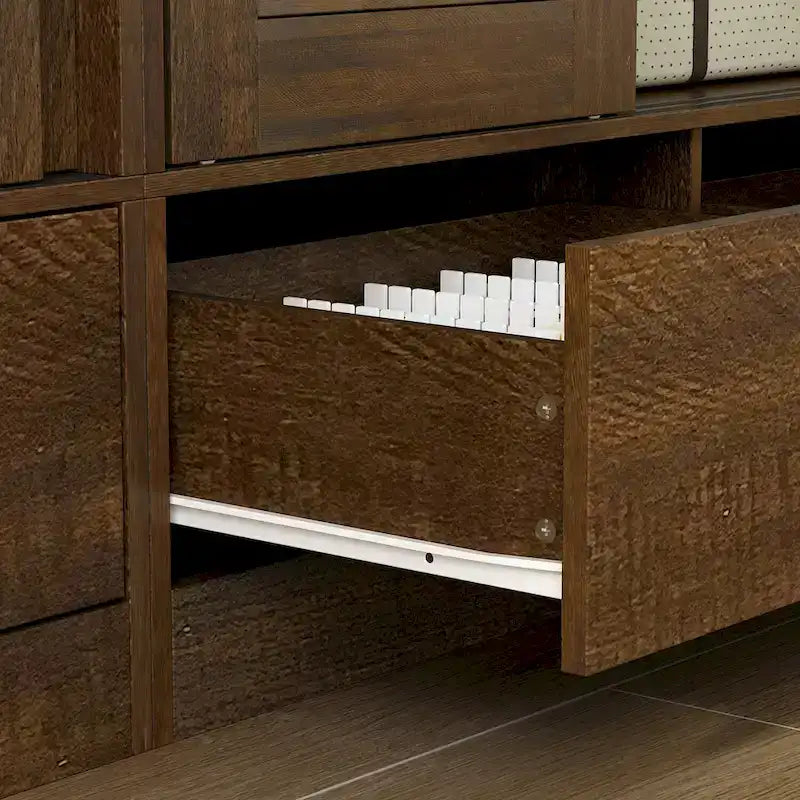 Armoire-penderie marron avec tiroirs, tringle et 4 portes coulissantes