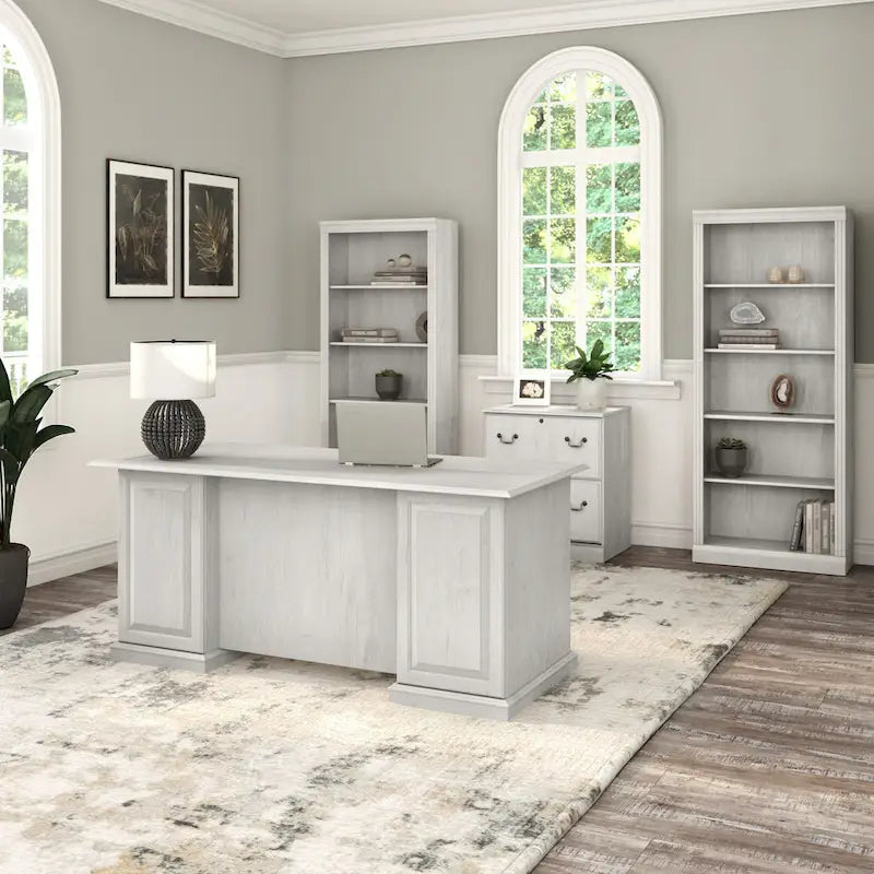 Bureau de direction Bush Furniture Saratoga avec tiroirs et rangements