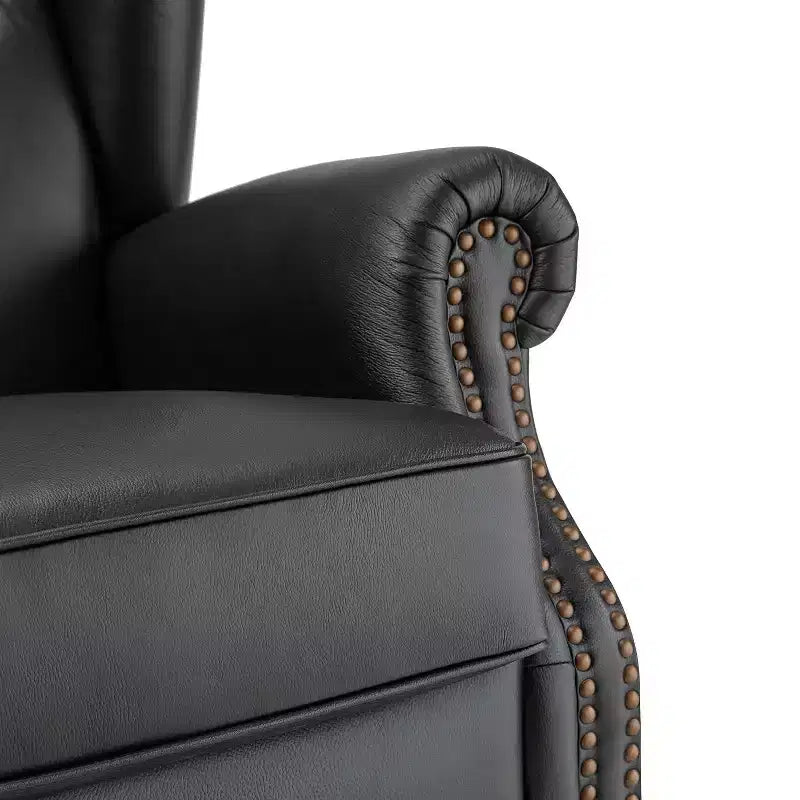 Fauteuil cabriolet en cuir véritable de 84 cm de large avec pieds fuselés en bois et garniture cloutée