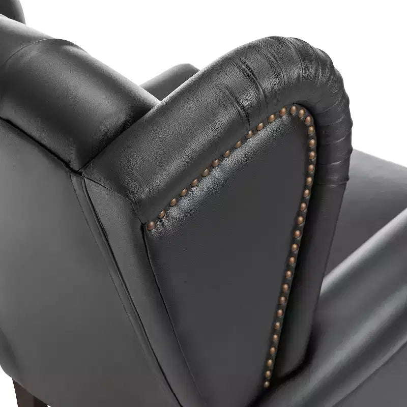 Fauteuil cabriolet en cuir véritable de 84 cm de large avec pieds fuselés en bois et garniture cloutée