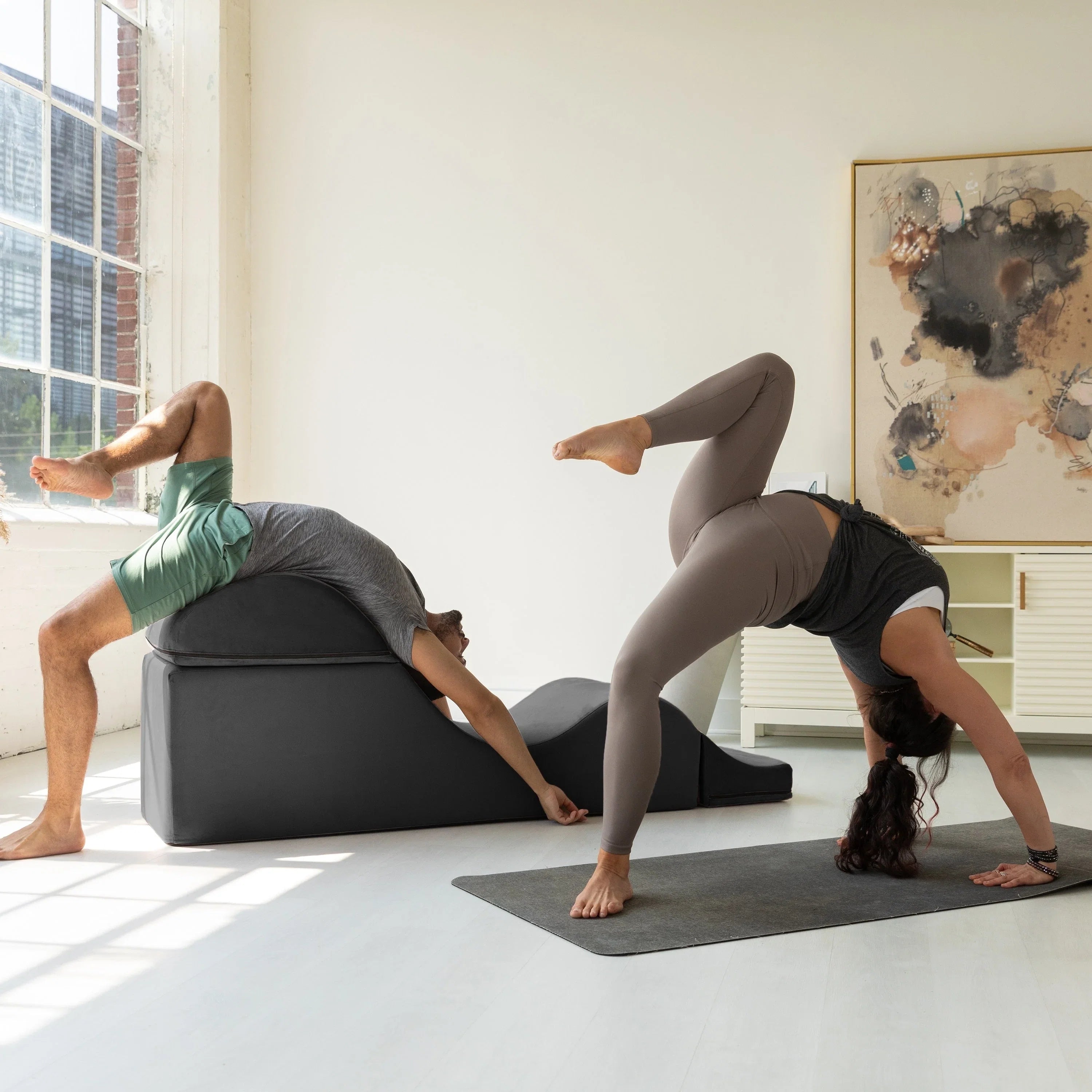 Avana Kami Chaise convertible / Yoga & Massage - Pouf 2 en 1 avec chaise longue de yoga escamotable, Microvelours - N/A