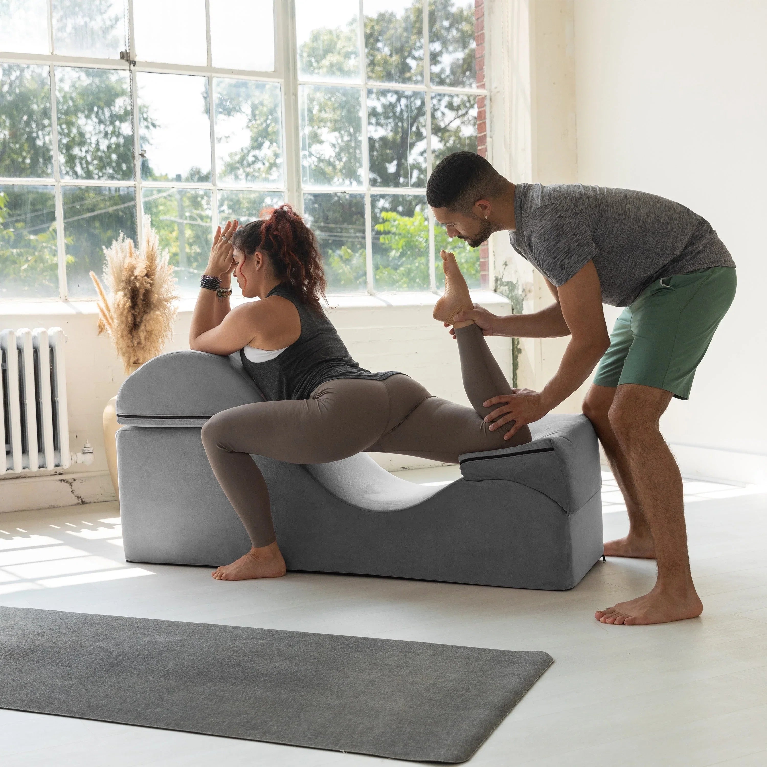 Avana Kami Chaise convertible / Yoga & Massage - Pouf 2 en 1 avec chaise longue de yoga escamotable, Microvelours - N/A