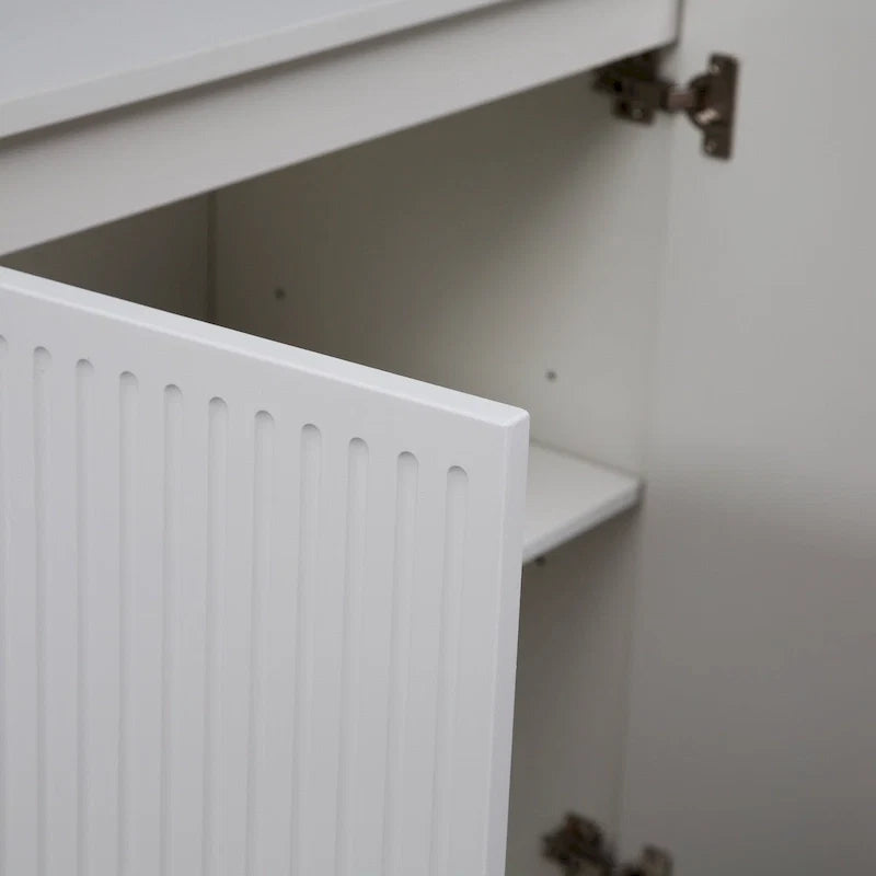 Bahut avec portes décoratives cannelées, buffet en bois avec poignées métalliques, meuble de rangement avec étagères réglables